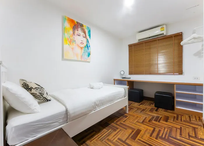 Mak Sukhumvit 15 * 방콕